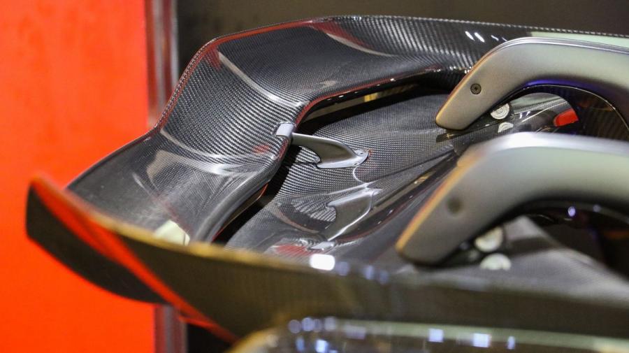 Детали экстерьера McLaren MSO Senna (Cerberus Pearl) (1 of 500) 2019 года  (фото 31 из 60)